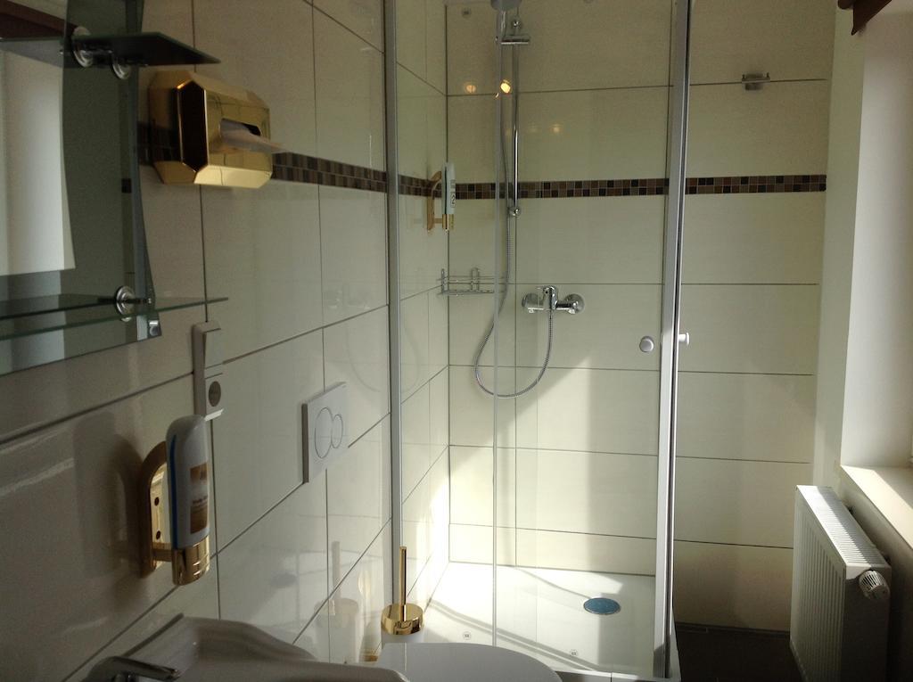 As Hotel เกิตทิงเงน ภายนอก รูปภาพ