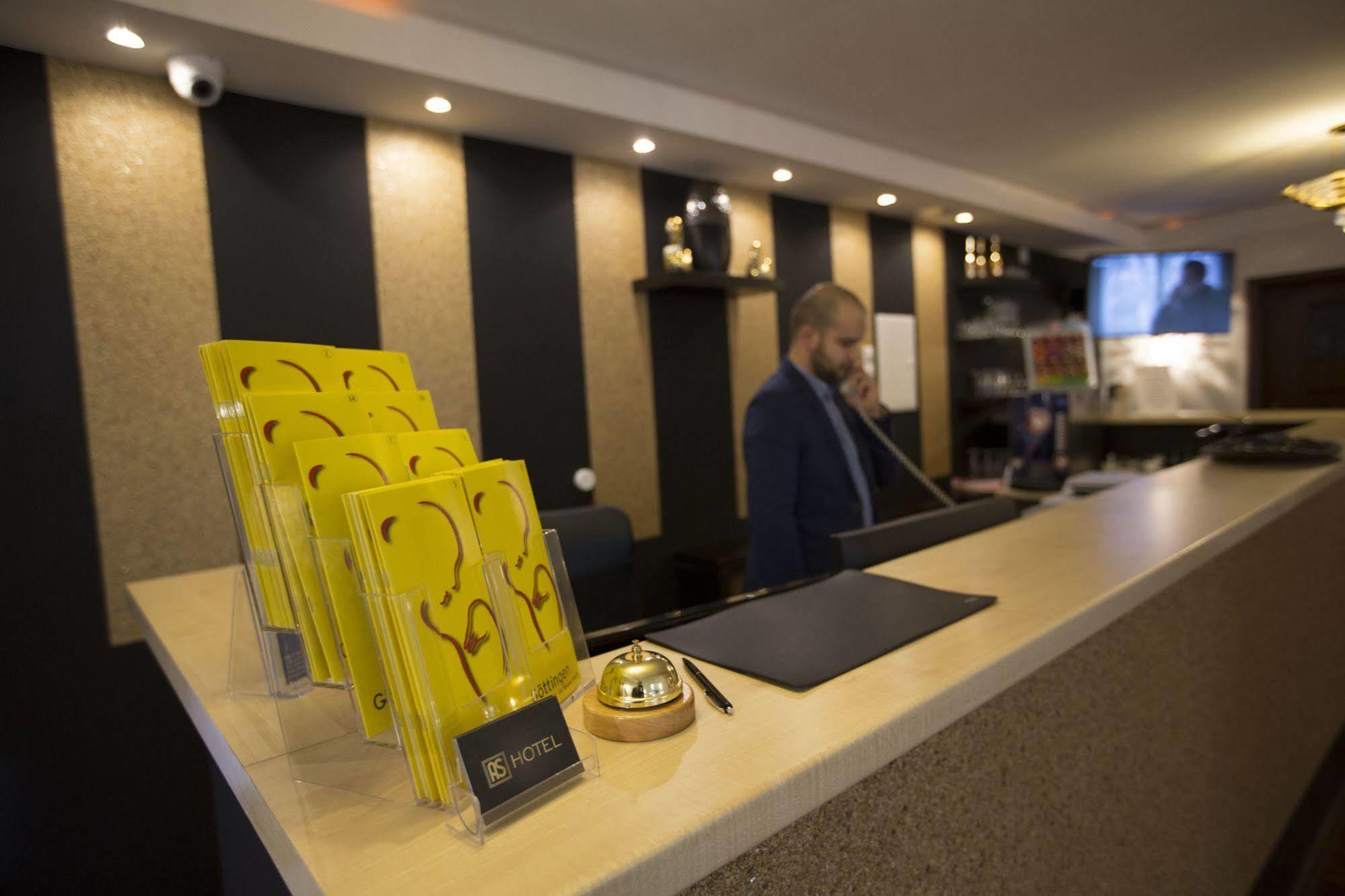 As Hotel เกิตทิงเงน ภายนอก รูปภาพ